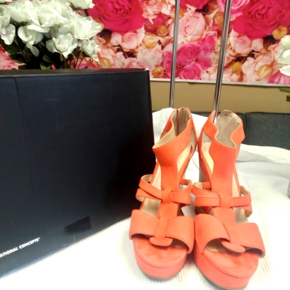 INC International Concepts Shoes - INC Cressidagra Grapefruit Womens Size 9 1/2 Velvet Feel Wedge Sandal